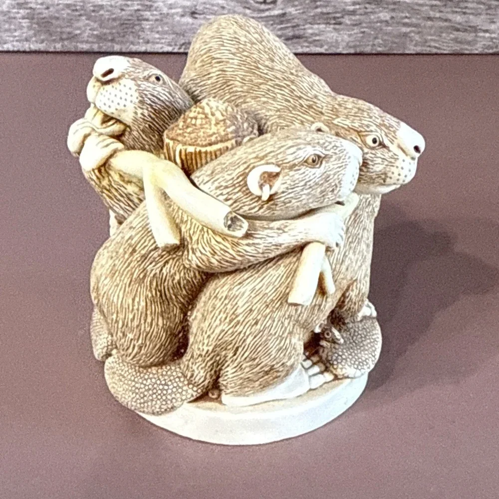 Harmony Kingdom Damnable Plot Beavers With Dynamite Trinket Box